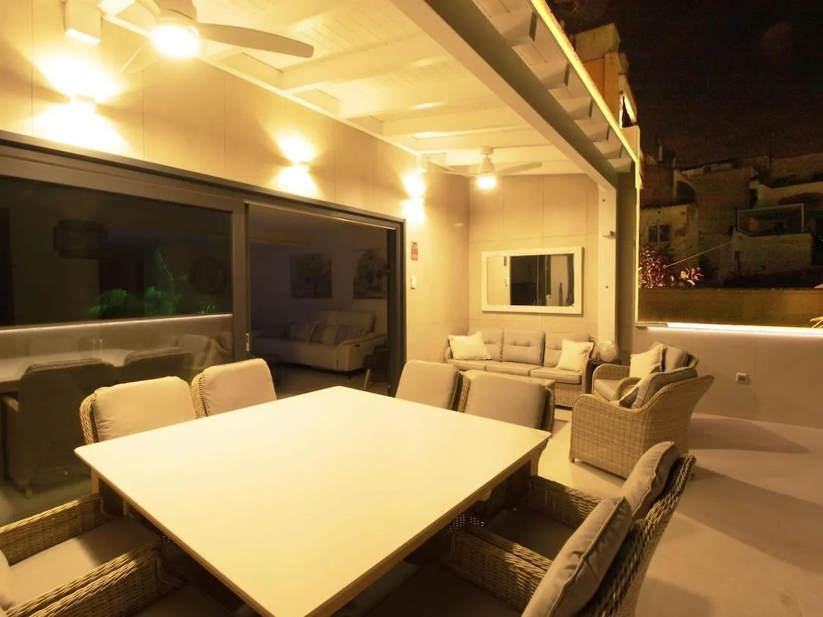 Sitges Spaces Urban Beach Flat- 3 Bedrooms, 3 Bathrooms, Huge Terrace, Near Beach Испания