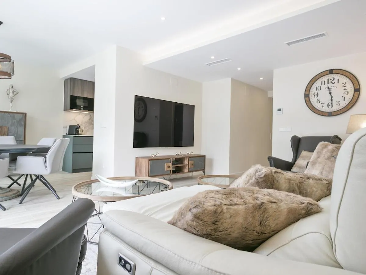 Апартаменты Sitges Spaces Urban Beach Flat- 3 Bedrooms, 3 Bathrooms, Huge Terrace, Near Beach